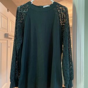 Green Lace Sleeve Top